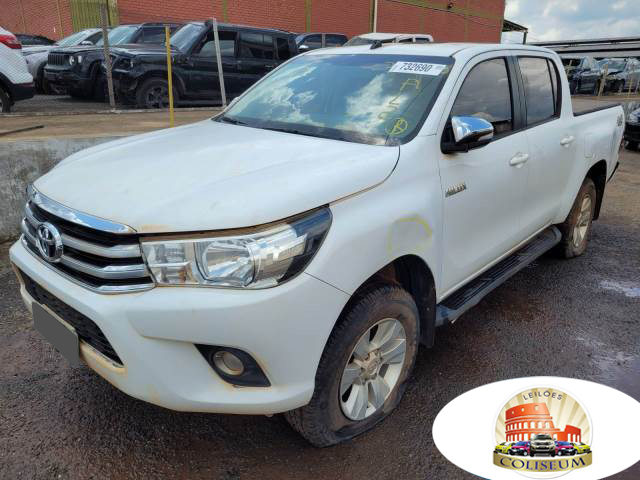 TOYOTA HILUX 2.8 17/17