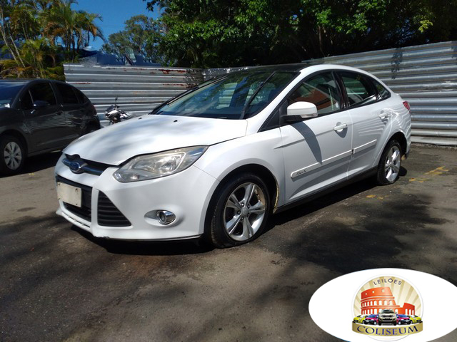 FORD FOCUS SEDAN 2.0 15/15